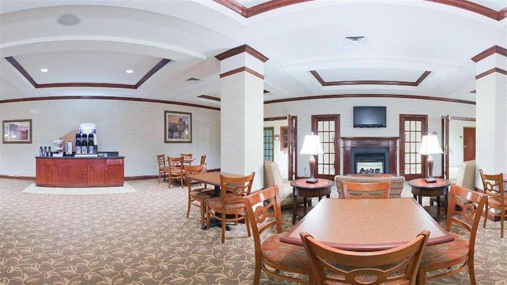 Express & Airport/allentown Area By Ihg Hotel Bethlehem