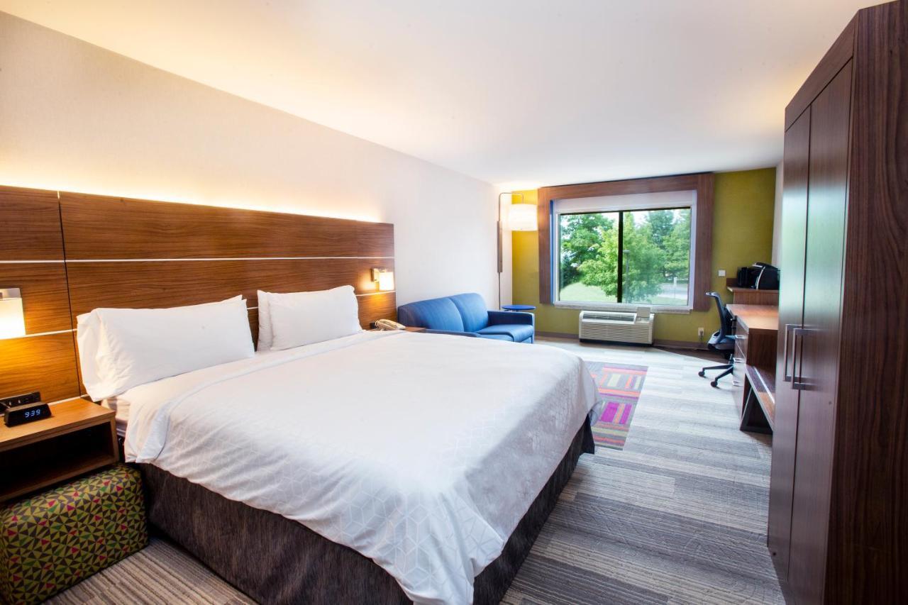Hotel Express & Airport/allentown Area By Ihg